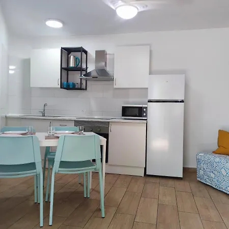 Tortugas 350mt From The Wi-fi Free Apartment Playa de las Americas (Tenerife)