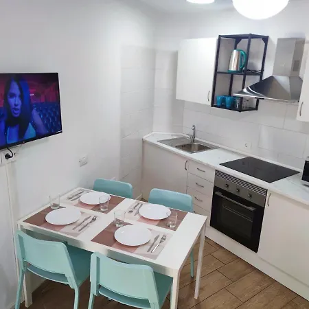 Apartment Tortugas 350mt From The Wi-fi Free Playa de las Americas (Tenerife)