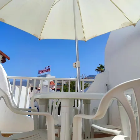 Tortugas 350mt From The Wi-fi Free Apartment *
