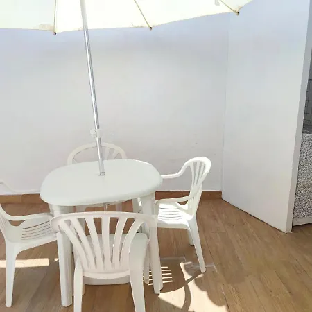 Apartment Tortugas 350mt From The Wi-fi Free Playa de las Americas (Tenerife)